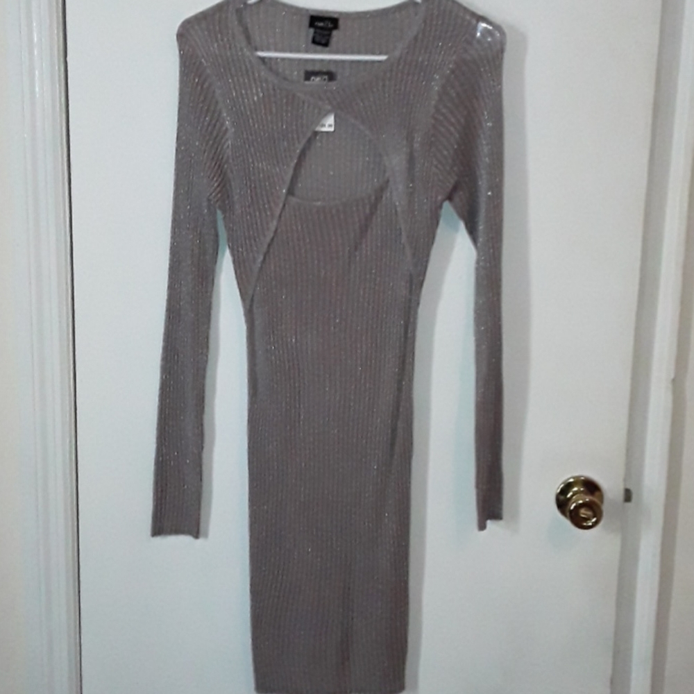 Long sleeve dress